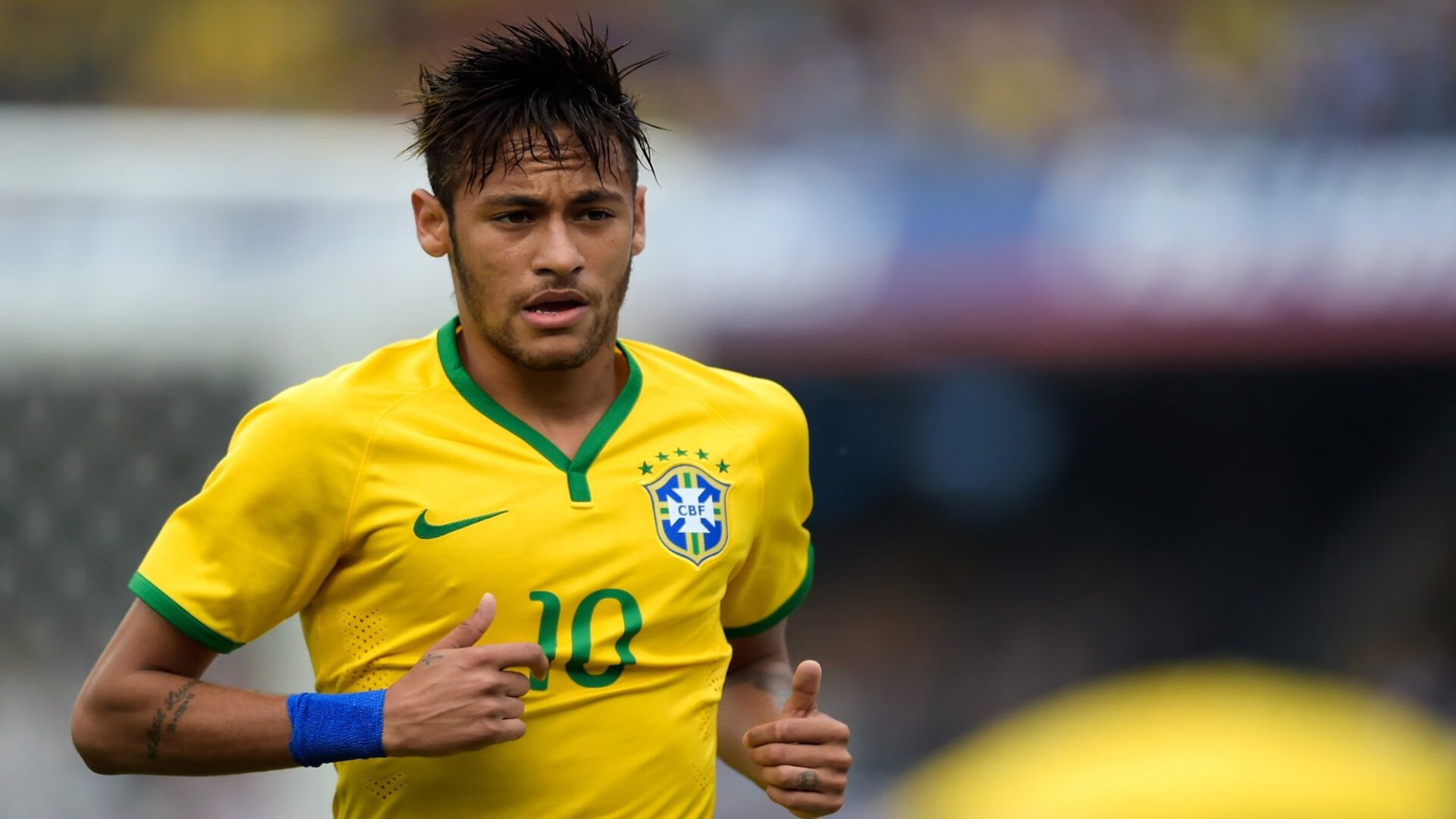 足球赛场焦点！美国队对阵比利时队，强强对话引爆全球球迷关注